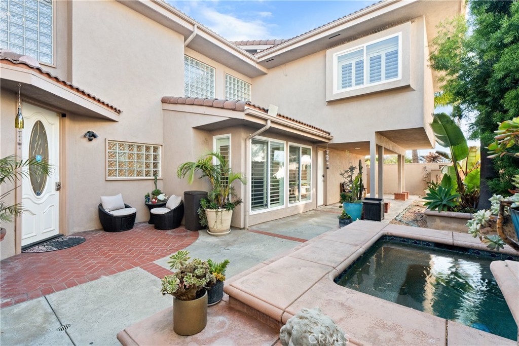 16712 Baruna Lane