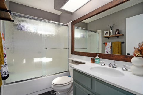 Tiny photo for 2705 Shrubwood CIR, Simi Valley, CA 93065 (MLS # SR26225023)