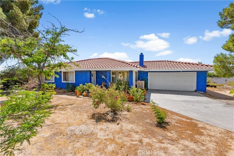 Photo of 39132 161st Street E, Palmdale, CA 93591 (MLS # SR25188270)