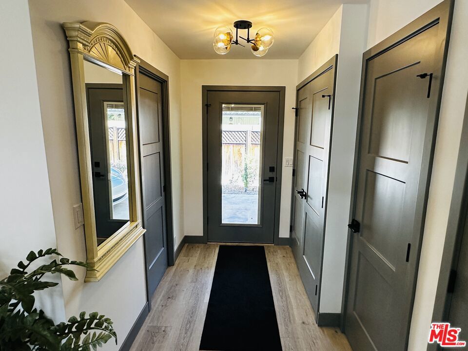 266 S Paseo Laredo