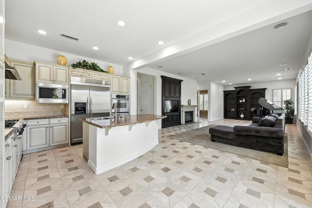 3762 Prairie Ridge Court