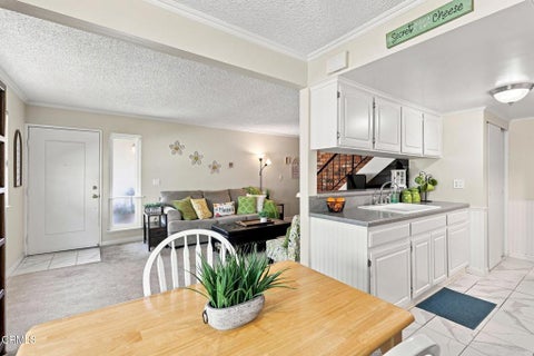 Tiny photo for 1153 Carlsbad Place, Ventura, CA 93003 (MLS # V1-37890)