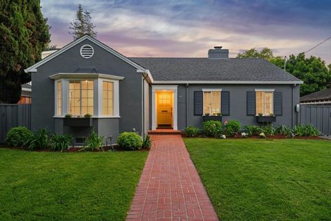 Photo of 2302 Webster Street, Palo Alto, CA 94301 (MLS # ML82046198)