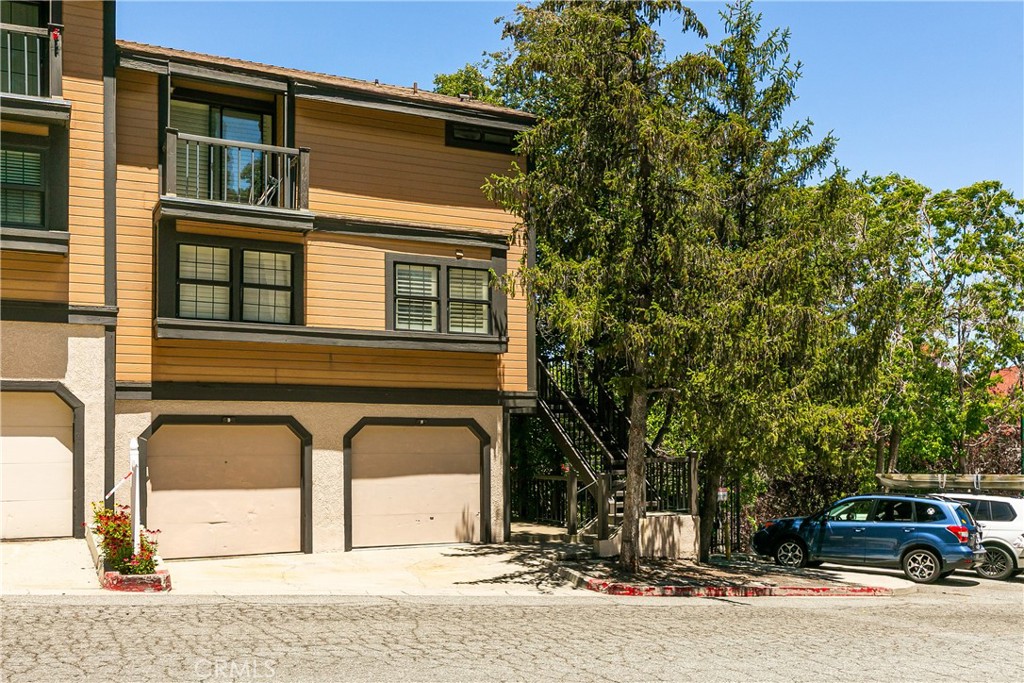 Arrowhead Woods (AWHW) - Residential