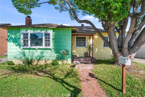 Photo of 5838 Hayter Ave, Lakewood, CA 90712 (MLS # PW26056603)