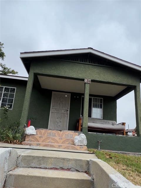 Photo of 634 W 4th Street, San Pedro, CA 90731 (MLS # SR26119535)