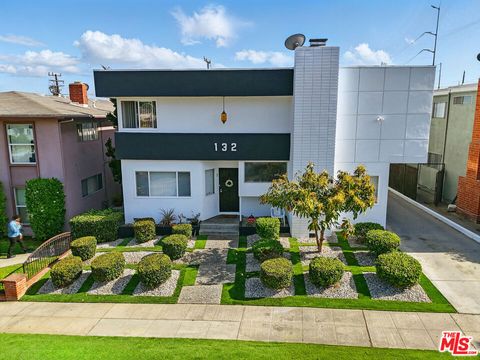 132 W Hillsdale Street Inglewood CA 90302