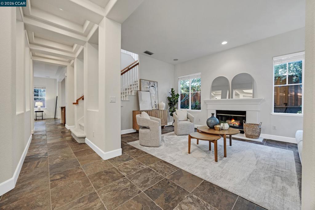 17 Pinewood Pl