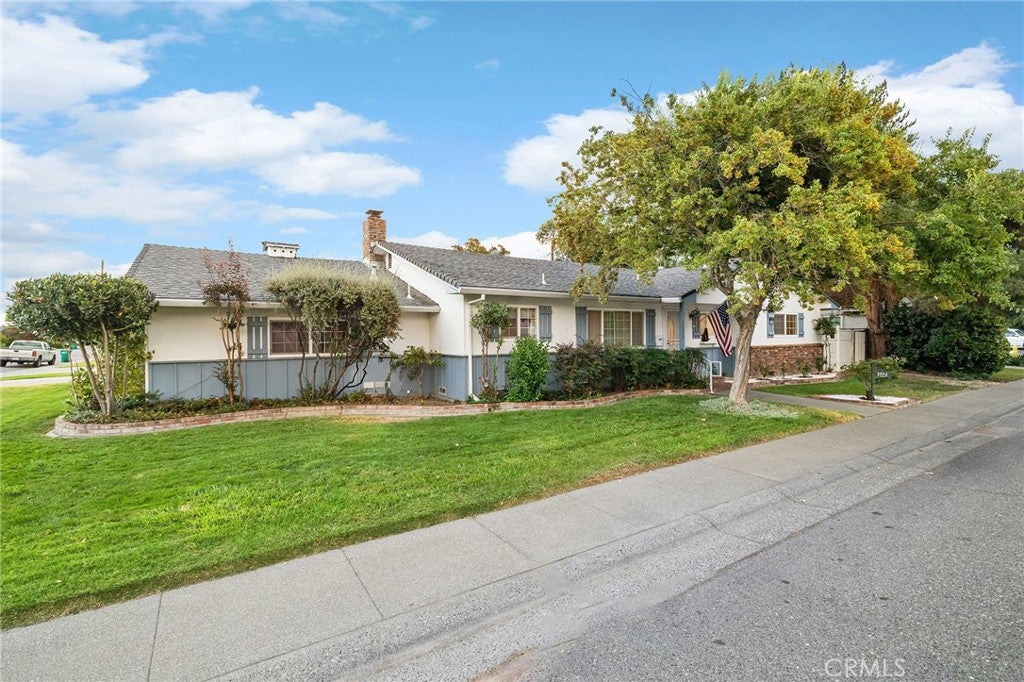 1229 Marin Street