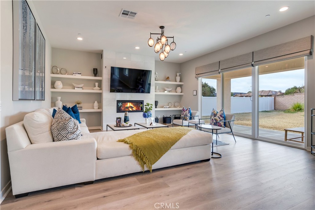 6509 Canyon Oaks Drive