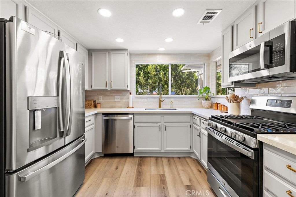 26961 Stonehaven, Mission Viejo CA 92691 - Photo 11