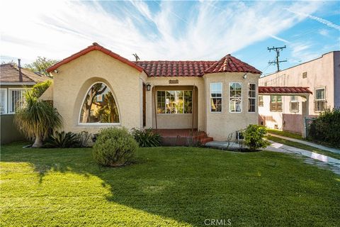 Photo of 9933 San Anselmo Ave, South Gate, CA 90280 (MLS # WS26083224)