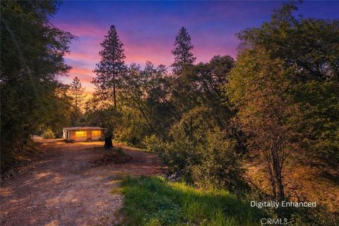 Photo of 22666 Lower Quail Mine Road, Sonora, CA 95370 (MLS # FR26066040)