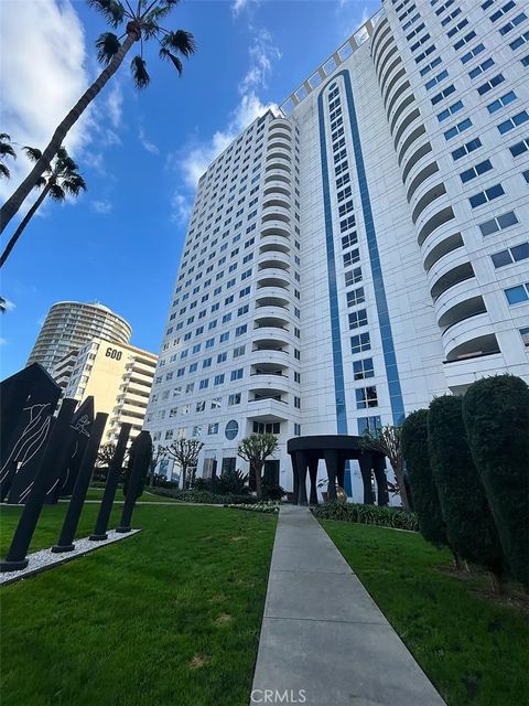 Photo of 525 E Seaside Way #1509, Long Beach, CA 90802 (MLS # DW26082441)