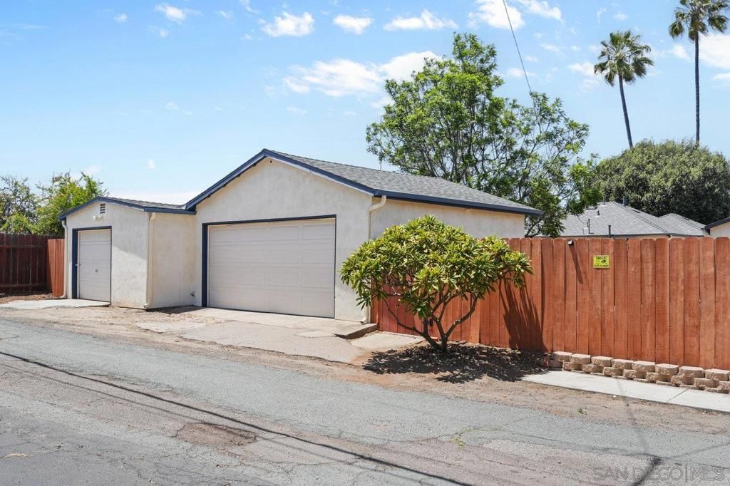 listing image 130726591533514075915