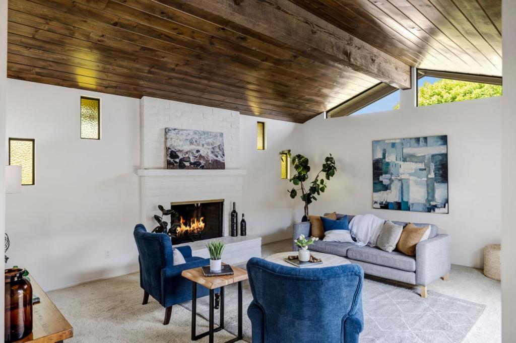 981 Sierra Madre Drive