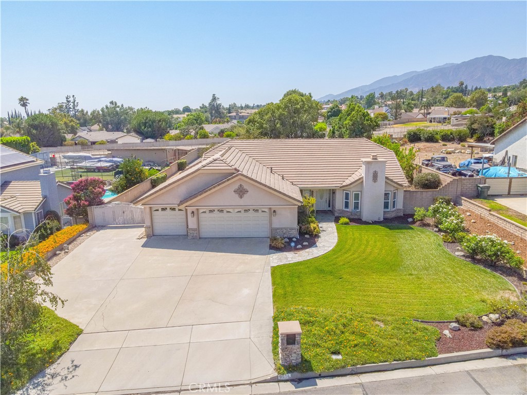 5914 Villa Drive