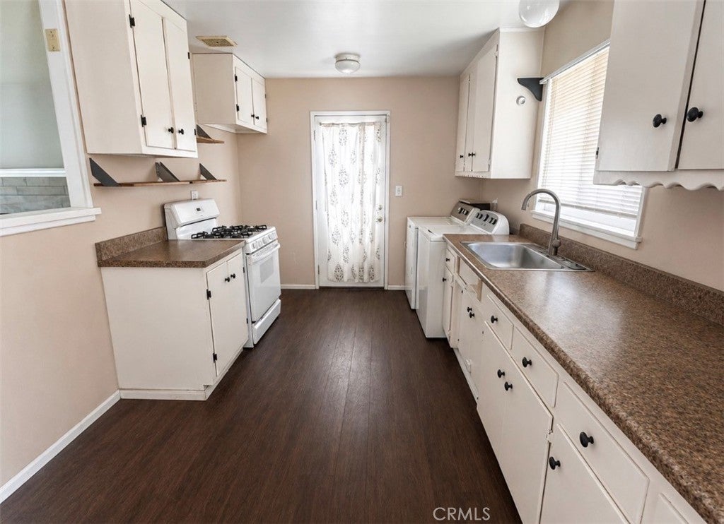 10324 Lorinda