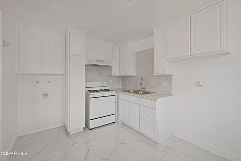 Photo of 1725 Court Street, Los Angeles, CA 90026 (MLS # 225005854)