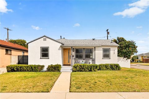 Photo of 950 Belson St, Torrance, CA 90502 (MLS # BB26095033)