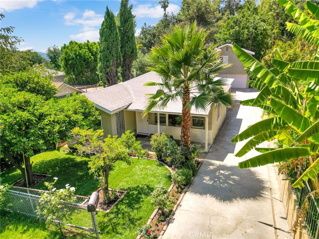 829 Cooper Avenue
