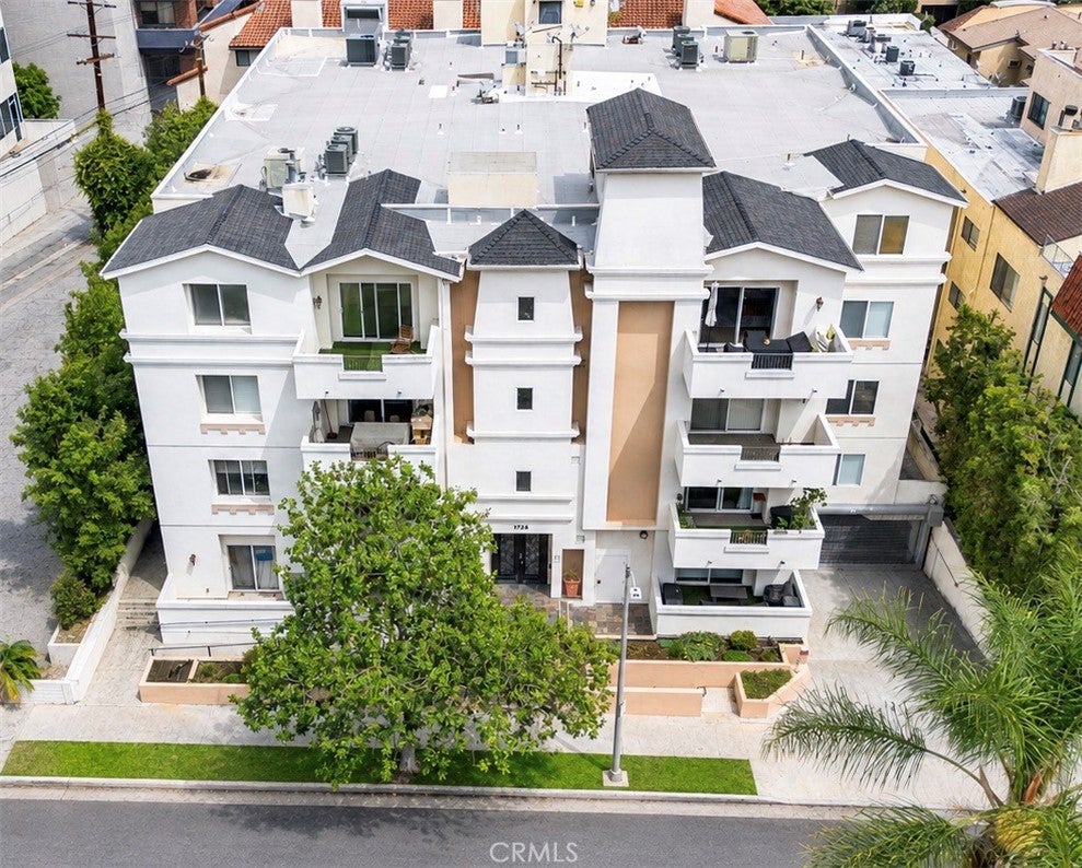 1726 S Bentley Avenue 403, Los Angeles CA 90025