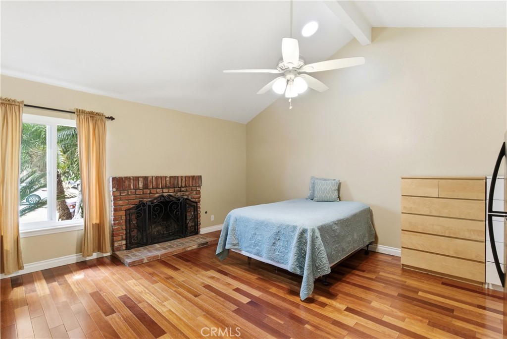 1801 N Glenview Avenue