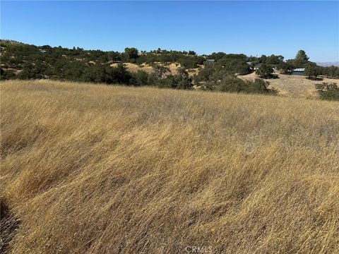Photo of 350 Robles Road, Paso Robles, CA 93446 (MLS # SC25217476)