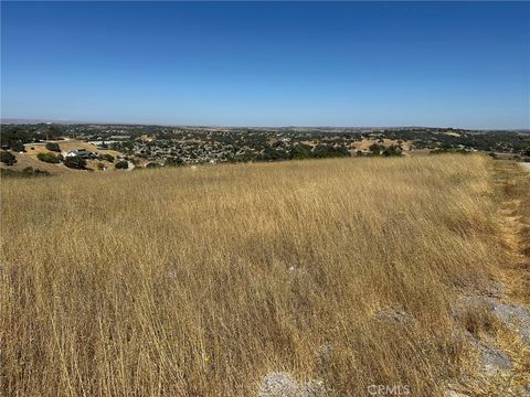 Tiny photo for 350 Robles Road, Paso Robles, CA 93446 (MLS # SC25217476)