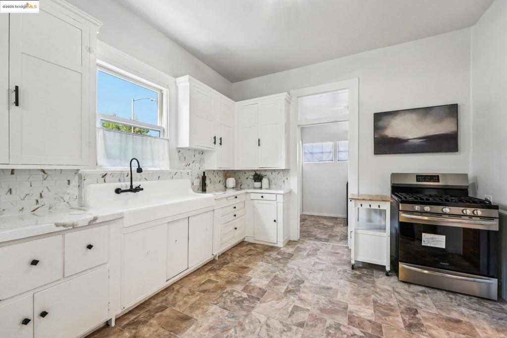 EAST LAKE - Residential