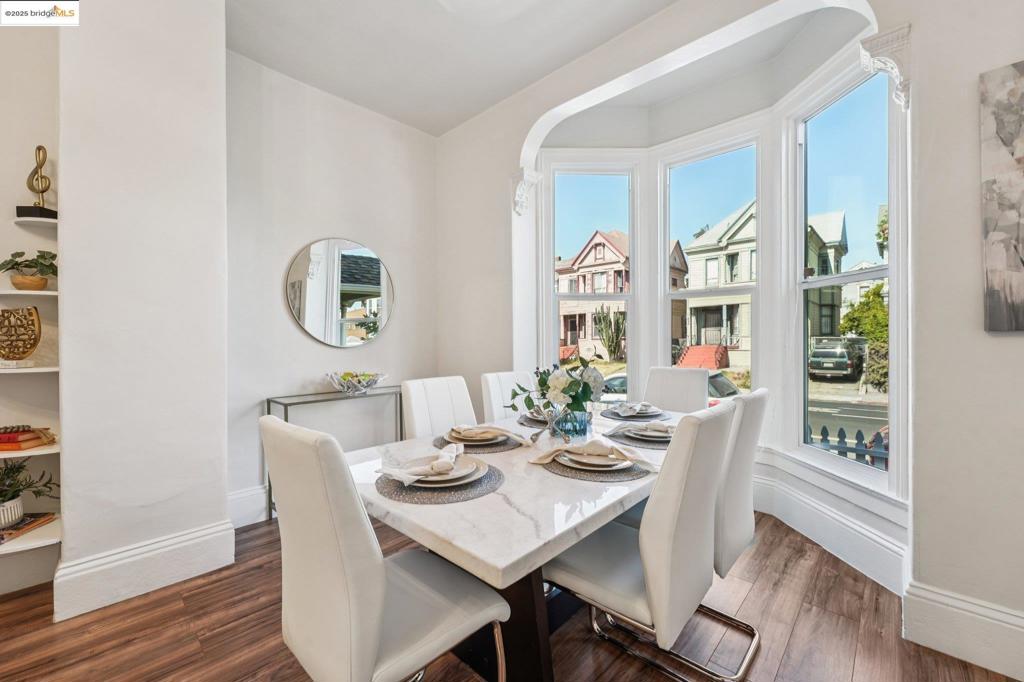 EAST LAKE - Residential