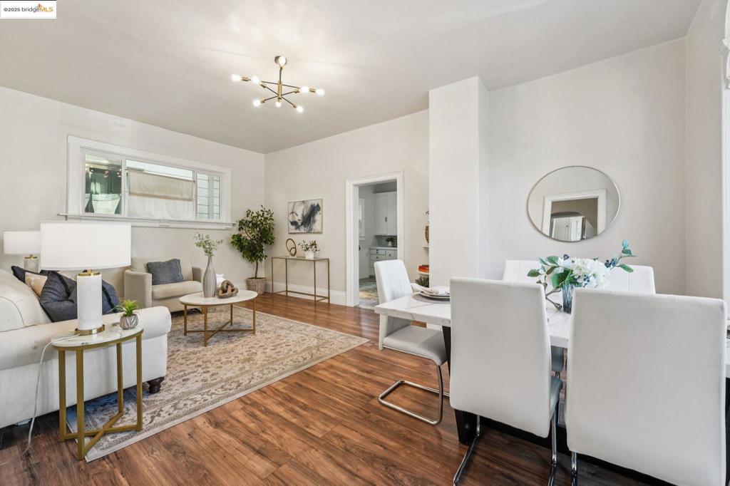 EAST LAKE - Residential