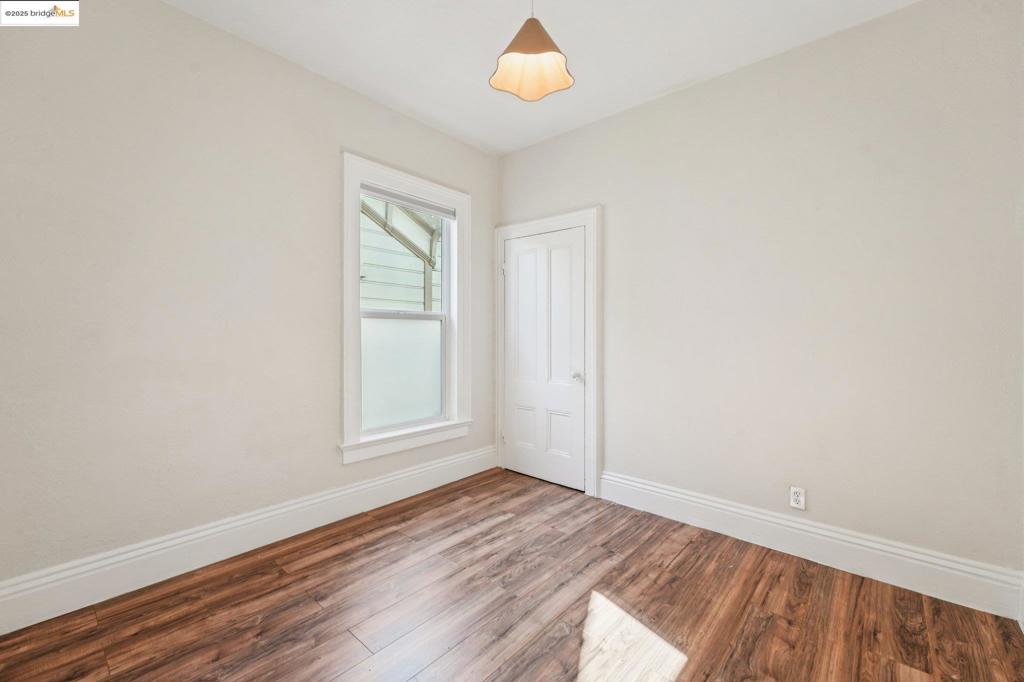 EAST LAKE - Residential