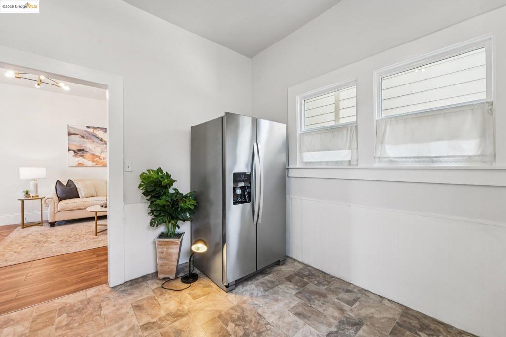 EAST LAKE - Residential