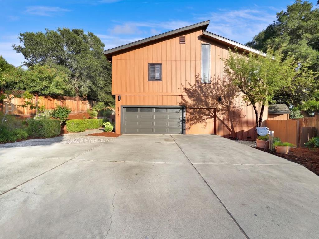 5318 Fairway Drive