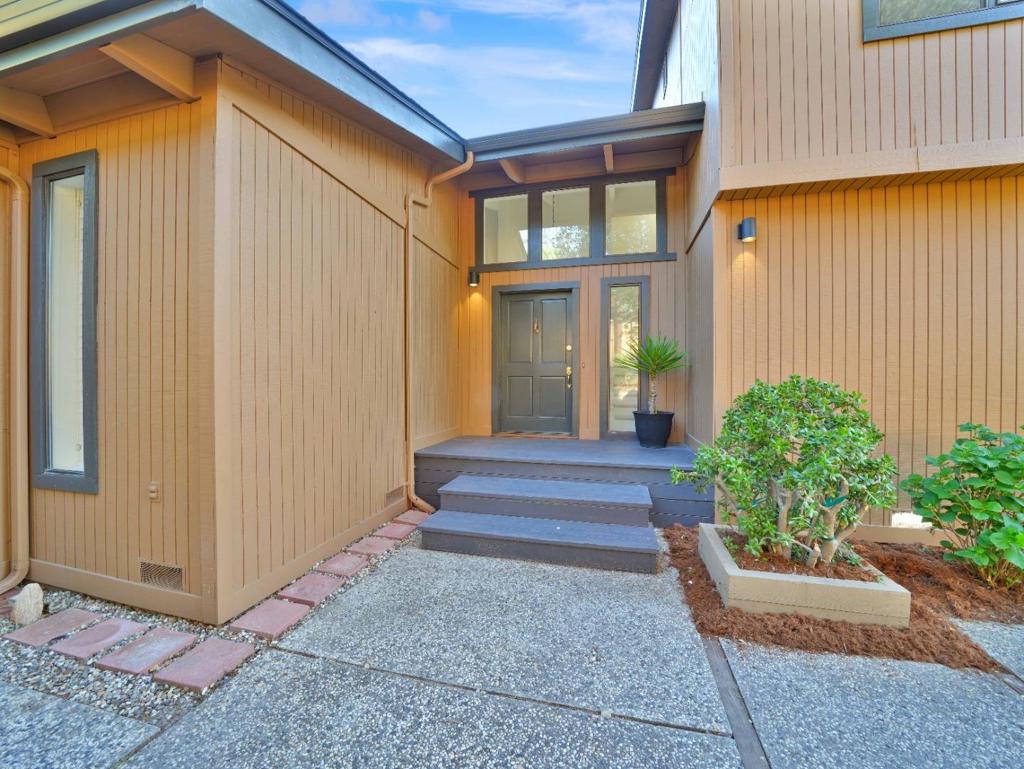 5318 Fairway Drive