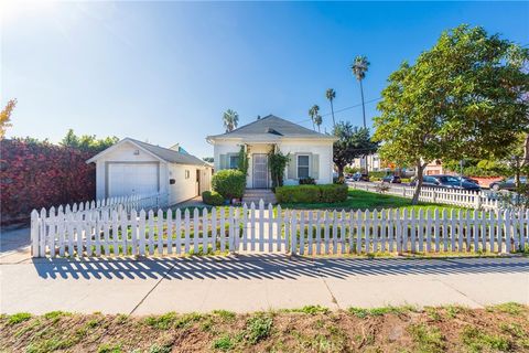 Photo of 322 N Avenue 56 Ave, Los Angeles, CA 90042 (MLS # OC25267953)