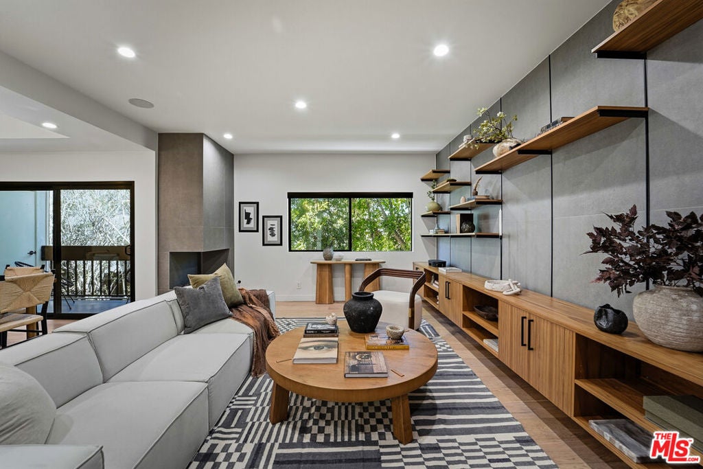 234 S Tower Drive 4
