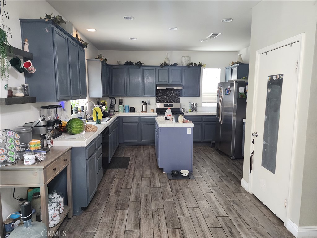 990 Whimbrel Way