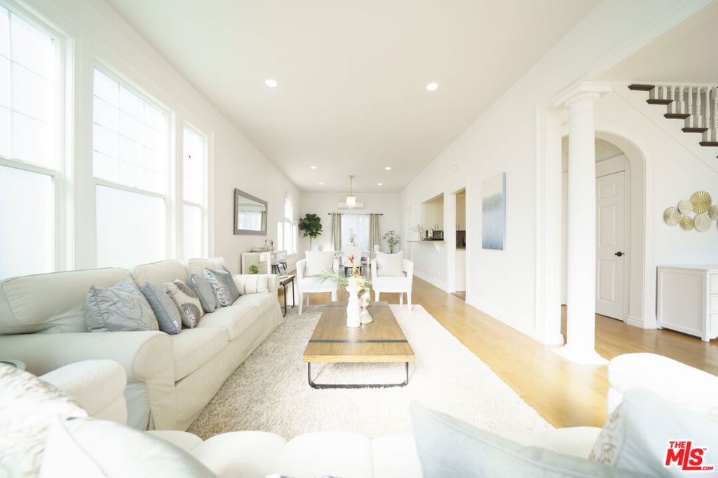 1159 S Norton Avenue