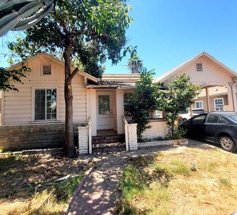 Photo of 4739 Ivy St, Pico Rivera, CA 90660 (MLS # WS26049093)