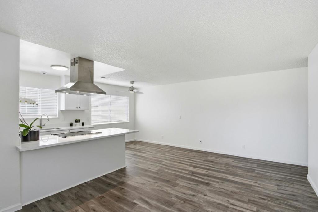 2323 Samaritan Drive 4