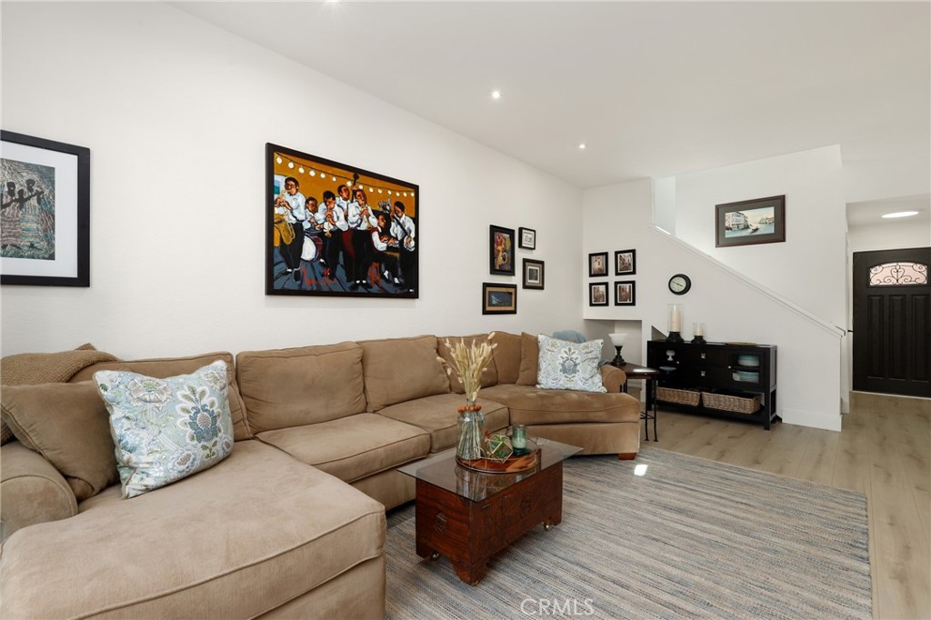 4219 Andros Circle