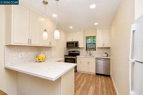 Photo of 395 Camelback Rd Rd #2, Pleasant Hill, CA 94523 (MLS # 41146546)