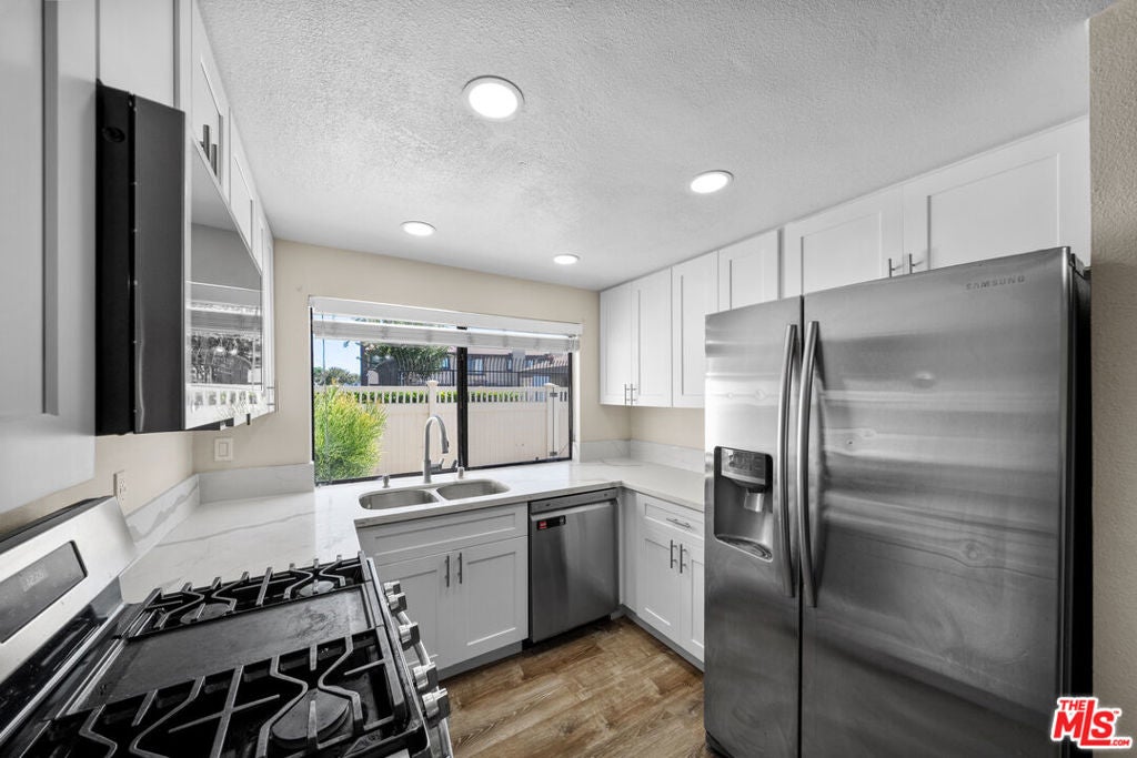 10010 Aspen Circle