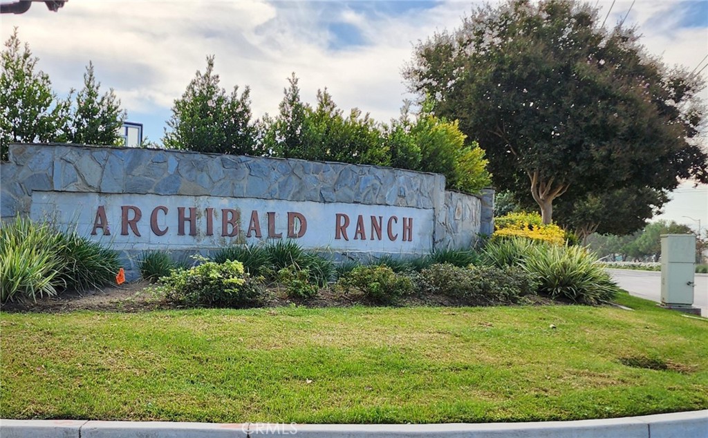 3471 S Arcadian Shores