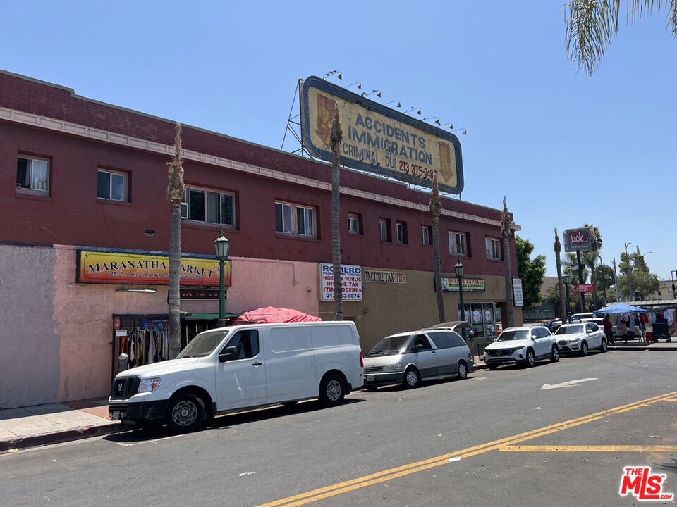 1250 & 1252 S Lake Street