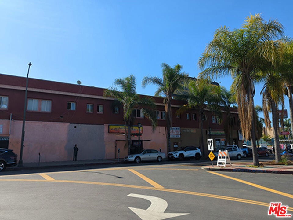 1250 & 1252 S Lake Street