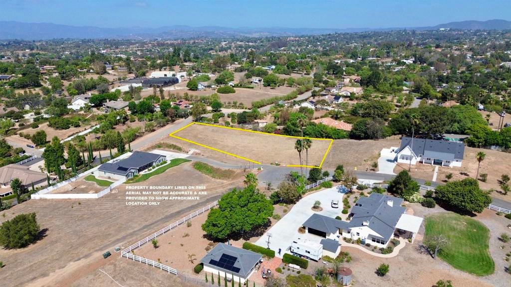 1916 Grey Rabbit Hollow Lane
