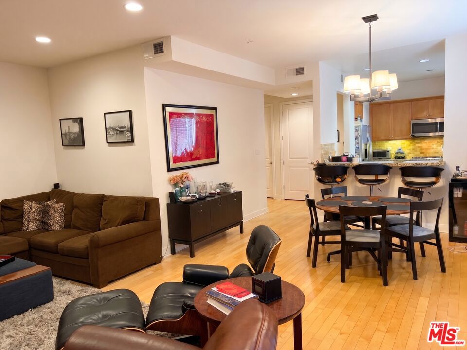 11851 Laurelwood Drive 105